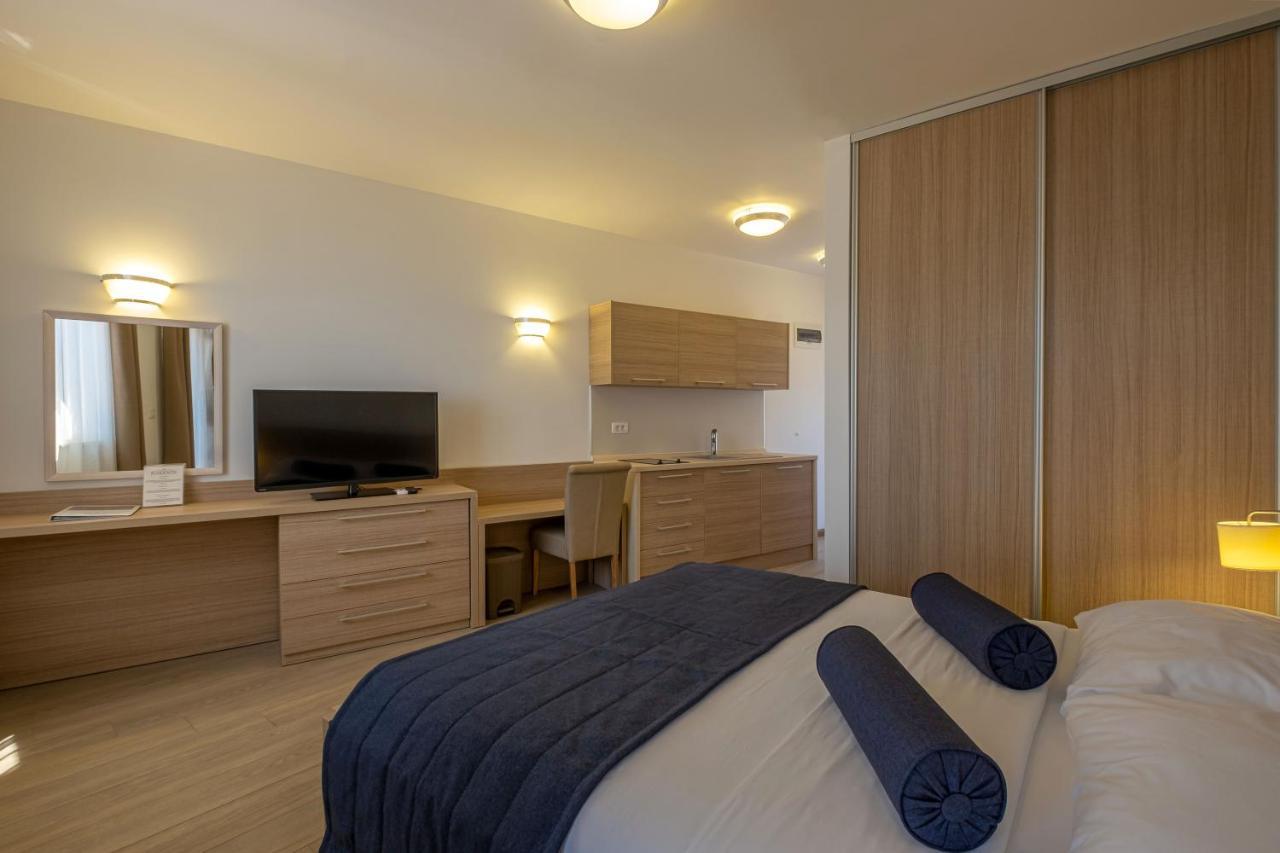 Poseidon The Beach Hotel Budva Eksteriør bilde